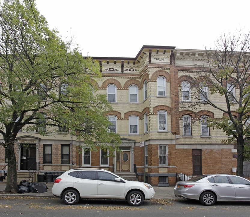 18-54 Woodbine St in Ridgewood, NY - Building Photo