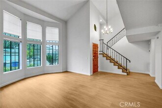 19620 Leadwell St in Los Angeles, CA - Building Photo - Building Photo