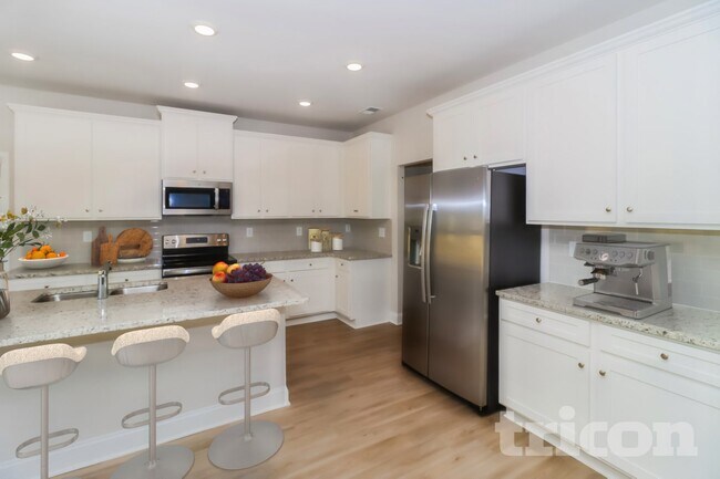 123 Kingshall Rd in Mooresville, NC - Foto de edificio - Building Photo