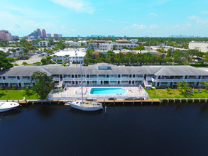 Pilgrim Apartments in Fort Lauderdale, FL - Foto de edificio - Other