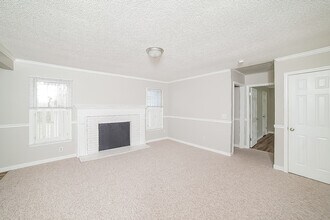 7229 Lalanda Dr in Lewisville, NC - Building Photo - Building Photo