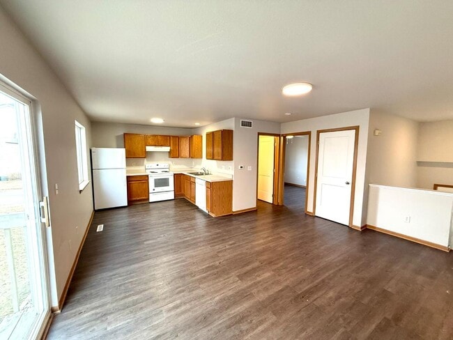 4524 Twain Cir in Ames, IA - Building Photo - Building Photo