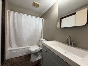 1411 Lazy Brook in Tallahassee, FL - Building Photo - Building Photo