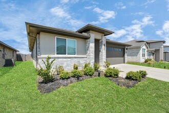 7442 Rivercane Shore Ln in Richmond, TX - Building Photo - Building Photo