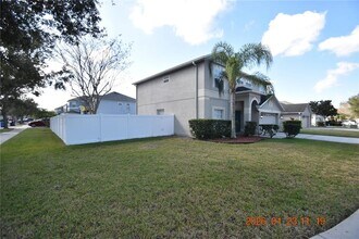 11341 Callaway Pond Dr in Riverview, FL - Building Photo - Building Photo