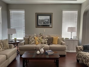 7847 Hazelnut Dr in Corona, CA - Foto de edificio - Building Photo