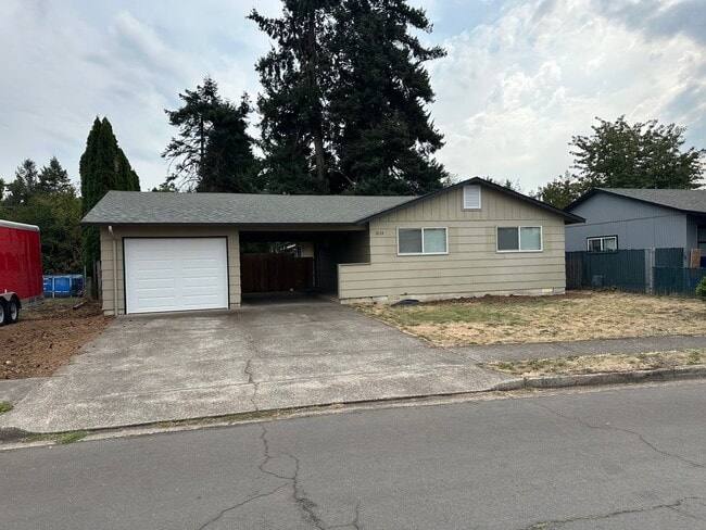property at 1033 57th St