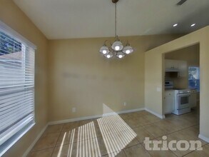 10515 Walker Vista Dr in Riverview, FL - Foto de edificio - Building Photo