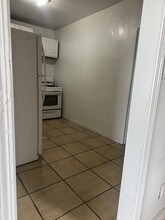1817 Eureka St in Modesto, CA - Building Photo - Building Photo