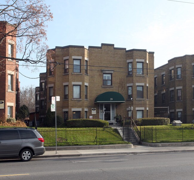 29 Jane St in Toronto, ON - Building Photo - Primary Photo