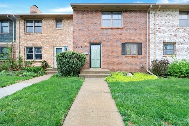 property at 340 Twykingham Pl