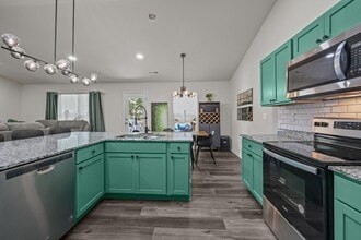 1405 Amberlight Cir in Salisbury, NC - Foto de edificio - Building Photo