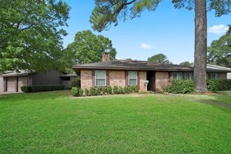 1319 Spillers Ln in Houston, TX - Building Photo - Building Photo