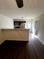 706 Needmore Rd apartment 2, Unit 2 in Clarksville, TN - Building Photo