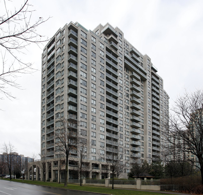 28 Empress Ave in Toronto, ON - Building Photo - Building Photo