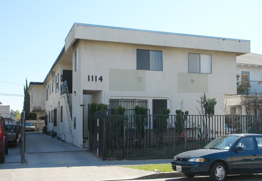 1114 N Edgemont St in Los Angeles, CA - Building Photo