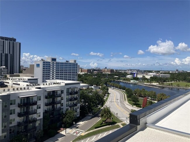 201 W Laurel St in Tampa, FL - Building Photo - Building Photo
