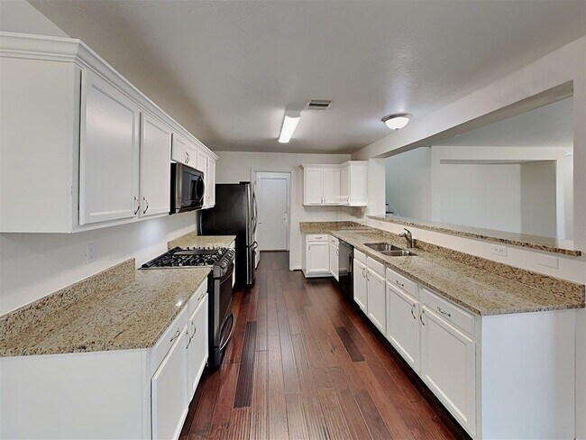 18735 Westgate Park Dr in Cypress, TX - Building Photo - Building Photo