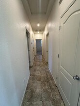 5448 E Laurite Ave in Fresno, CA - Building Photo - Building Photo