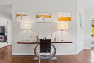 8 Niamogue Ln in Quogue, NY - Building Photo - Building Photo