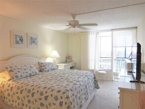 627 Alhambra Rd in Venice, FL - Building Photo - Building Photo