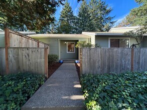 14861 SW 106th Ave in Tigard, OR - Building Photo - Building Photo