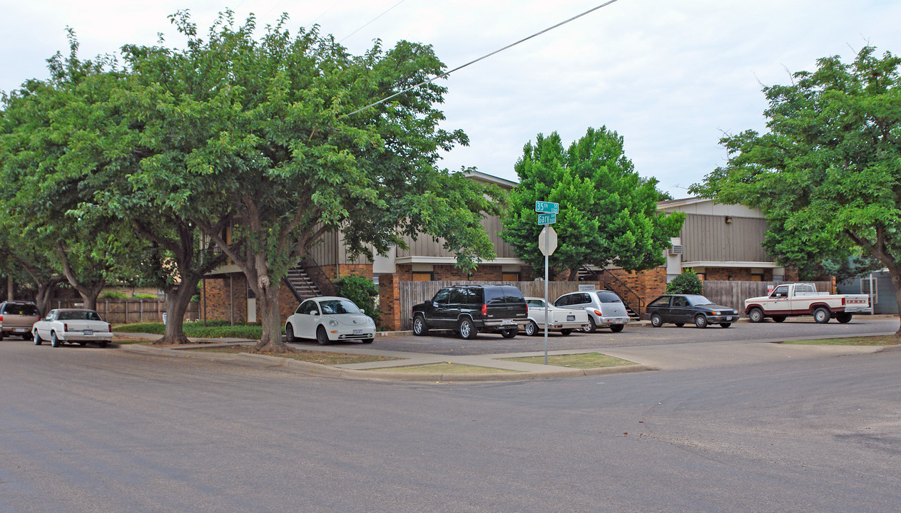 3201 35th St in Lubbock, TX - Foto de edificio