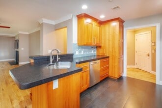 437 Winnacunnet Rd in Hampton, NH - Building Photo - Building Photo