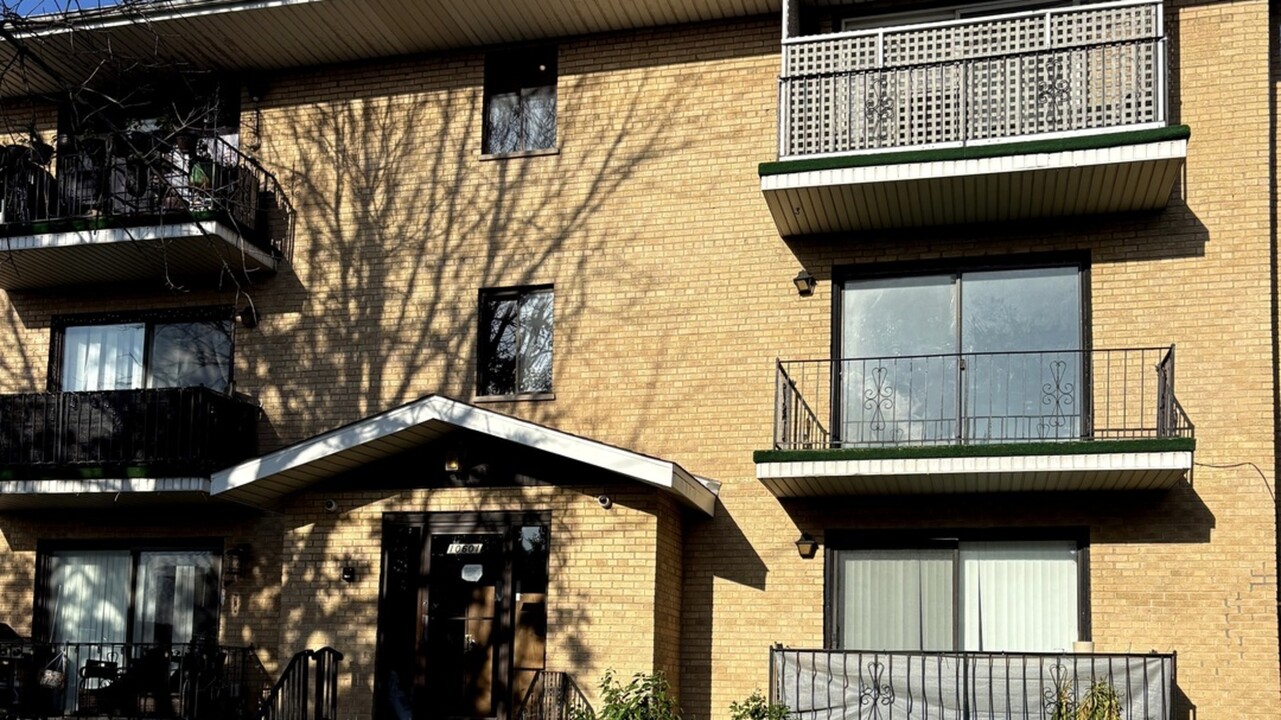 10601 Major Ave in Chicago Ridge, IL - Building Photo