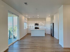 26142 E Calhoun Pl in Aurora, CO - Building Photo - Building Photo