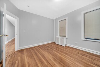 270 Harrison Ave in Jersey City, NJ - Building Photo - Building Photo