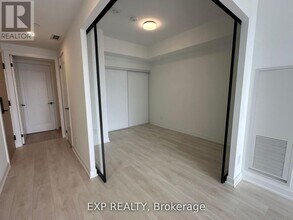 5-3005 Defries St in Toronto, ON - Building Photo - Building Photo