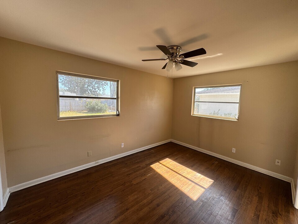 845 Acapulco Rd in Jacksonville, FL - Building Photo