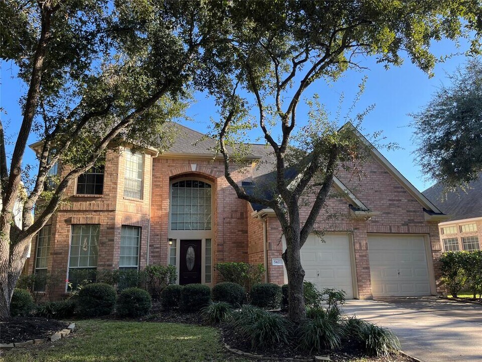 5427 Cranston Ct in Sugar Land, TX - Building Photo