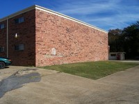 B&B Apartments in Mount Pleasant, TX - Building Photo - Building Photo