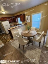 206 E 79th Ter in Kansas City, MO - Foto de edificio - Building Photo