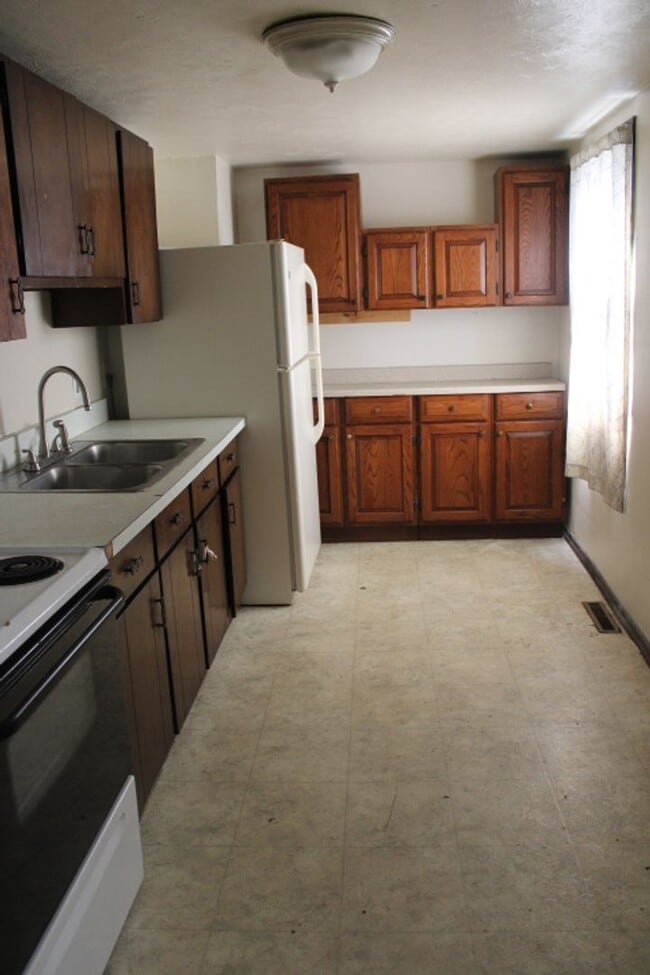 221 Susquehanna Ave in York, PA - Building Photo - Building Photo