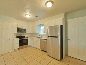 318 NW 62nd St in Lawton, OK - Building Photo - Building Photo