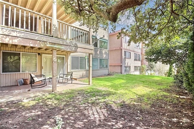 2225-2229 W Raye St in Seattle, WA - Building Photo - Building Photo