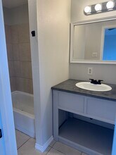 4526 Knoxville St in Houston, TX - Building Photo - Building Photo