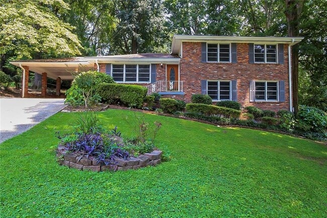 property at 2146 Cedarbrook Ct SE