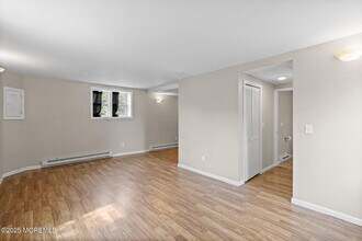 425 W Park Ave in Ocean Township, NJ - Building Photo - Building Photo