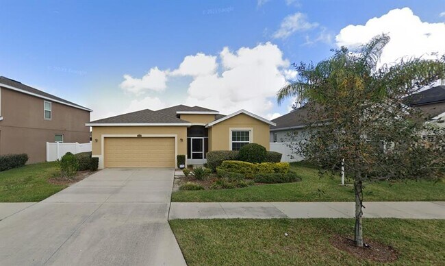 12425 Fairlawn Dr in Riverview, FL - Building Photo - Building Photo
