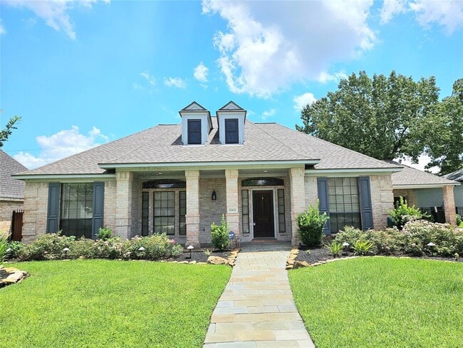 property at 20402 Sunny Shores Dr