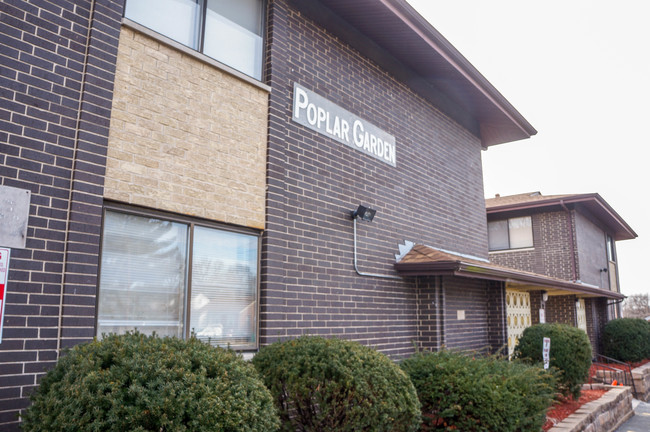 Poplar Gardens Apartments in Riverview, MO - Building Photo - Other