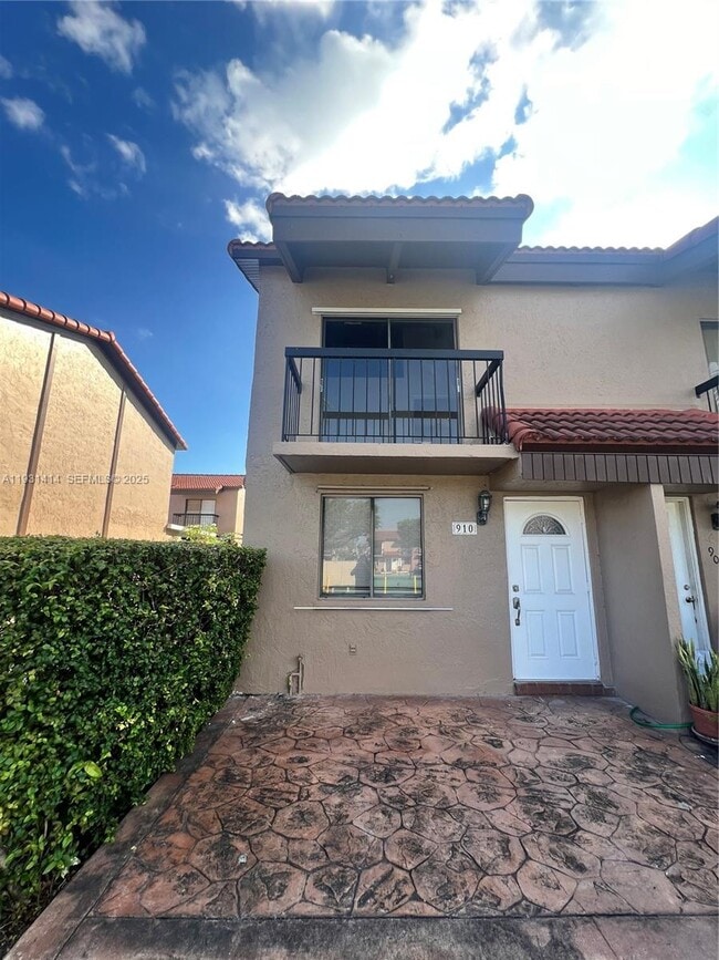 property at 1909 SW 107th Ave