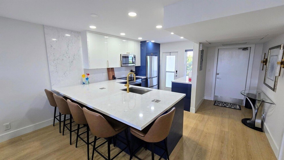 3150 N Course Ln, Unit 602 in Pompano Beach, FL - Building Photo