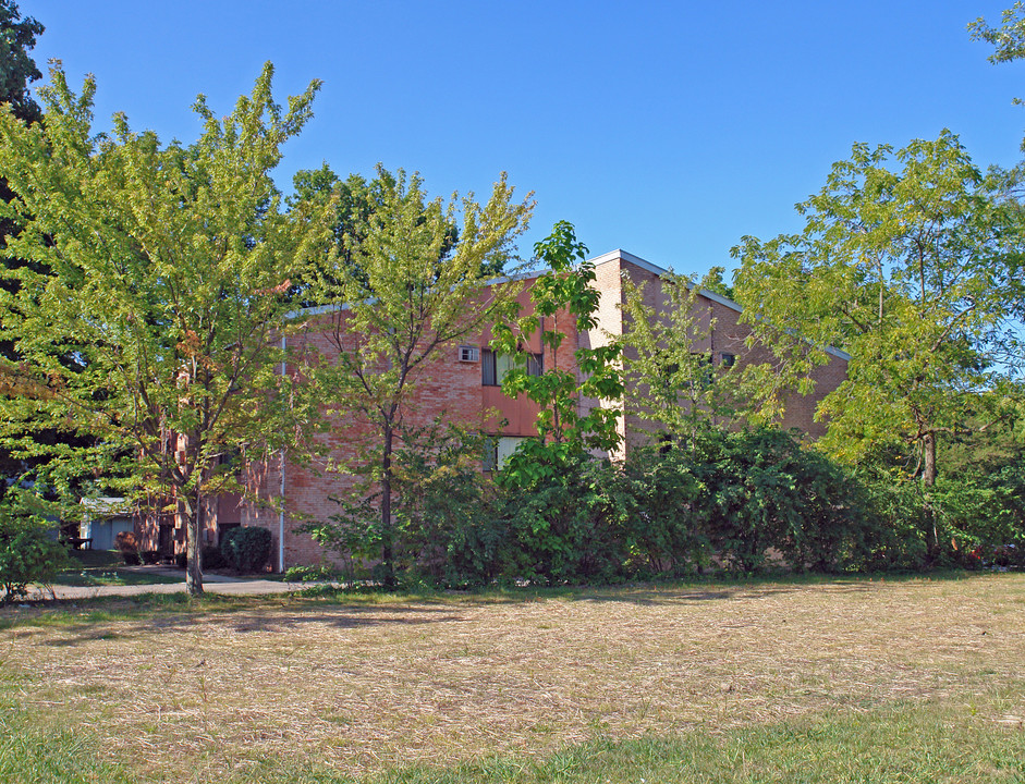 Plum Creek in Dayton, OH - Building Photo