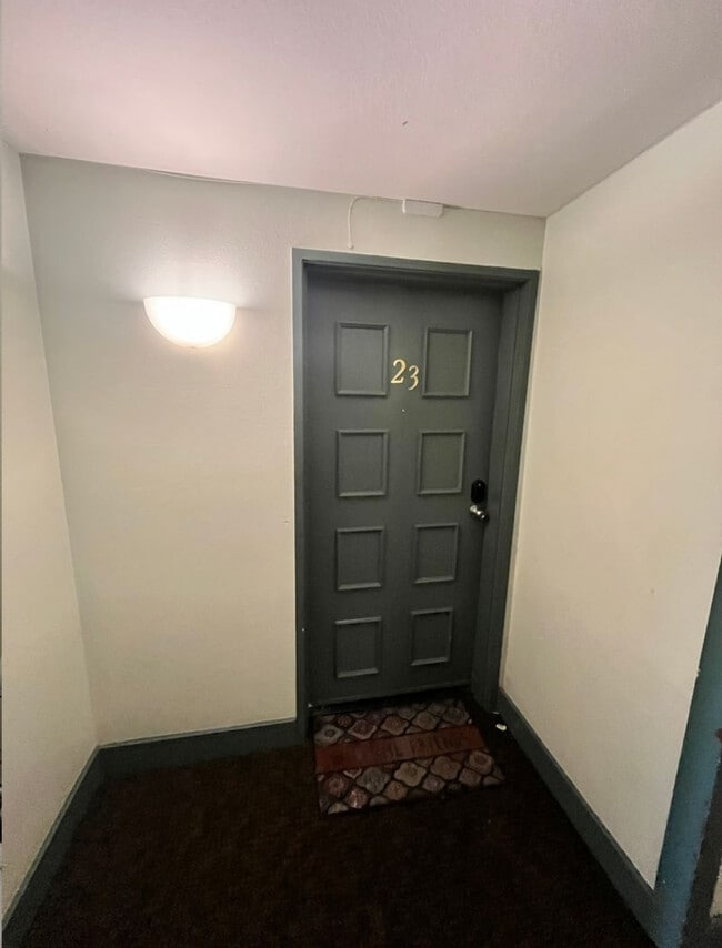 3980 Faircross Pl, Unit 3980 Faircross Place in San Diego, CA - Foto de edificio - Building Photo