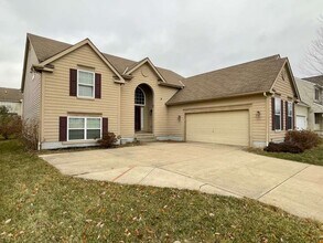 6170 Ravenhill Rd in Hilliard, OH - Building Photo - Building Photo